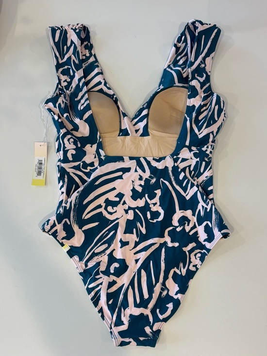 Summersalt Ruched Backflip One Piece Swimsuit - Picture 5 of 6